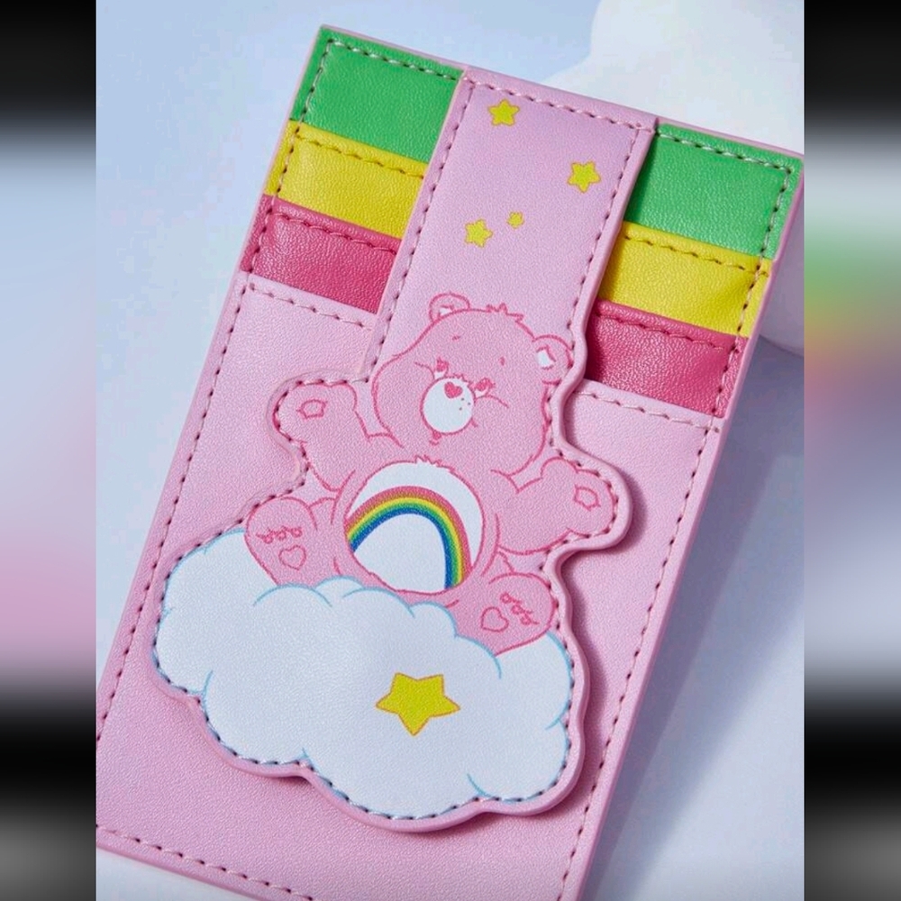 🥳 FREE GIFT! Care Bear Card Holder - Picture 4 of 6